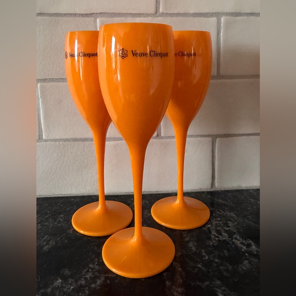 Veuve Clicquot Champagne Flutes Set of 3 Yellow Orange Acrylic Outdoor Glasses